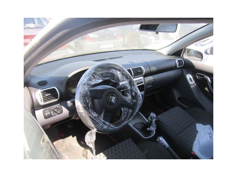 seat leon del año 2001