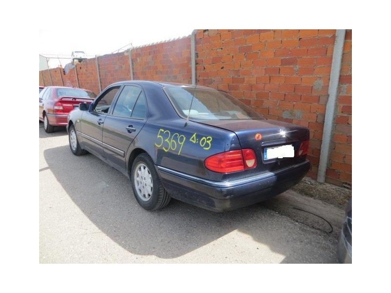 m. benz 210 del año 2003