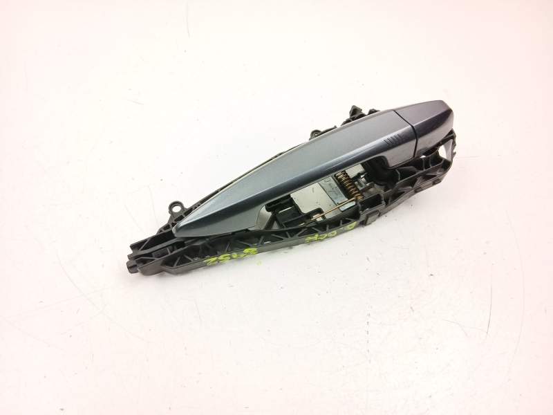 Recambio de manilla delantera derecha para bmw x1 (f48) xdrive 20 d referencia OEM IAM 51217401212  