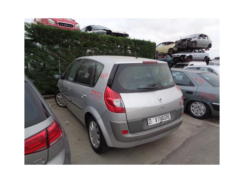 renault scenic del año 2007