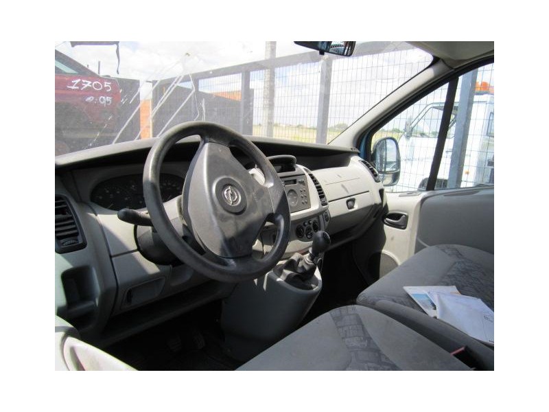opel vivaro del año 2004