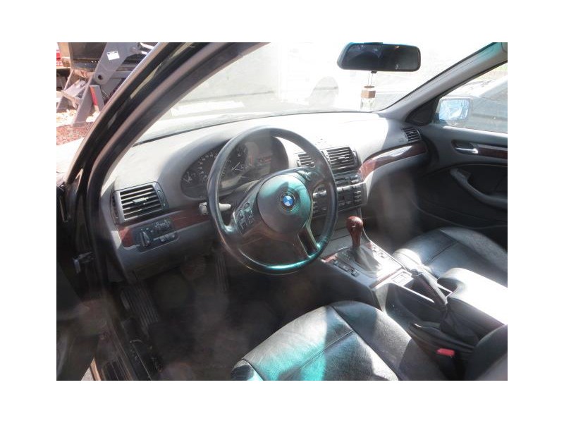 bmw  320 del año 2005