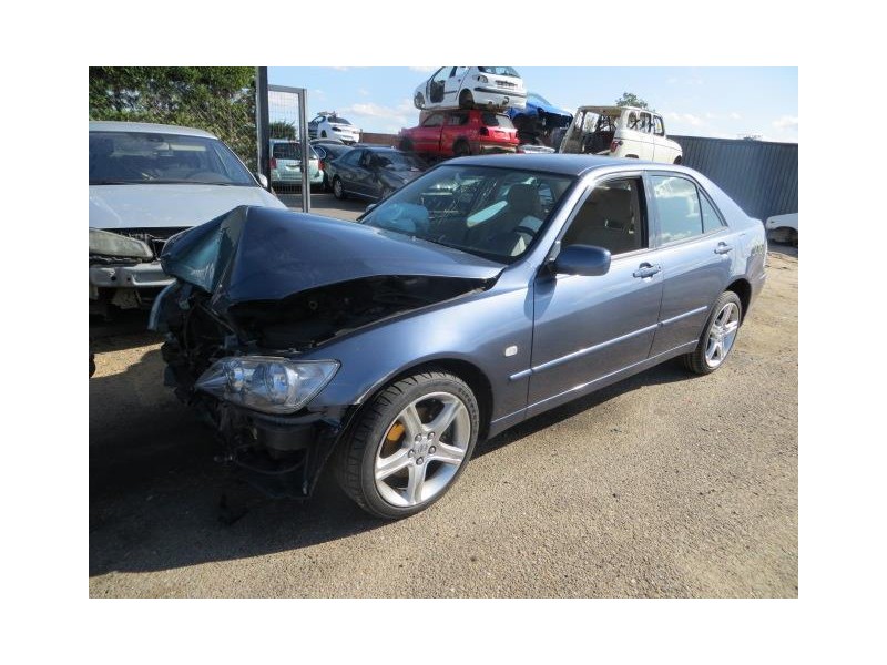 lexus is del año 2005