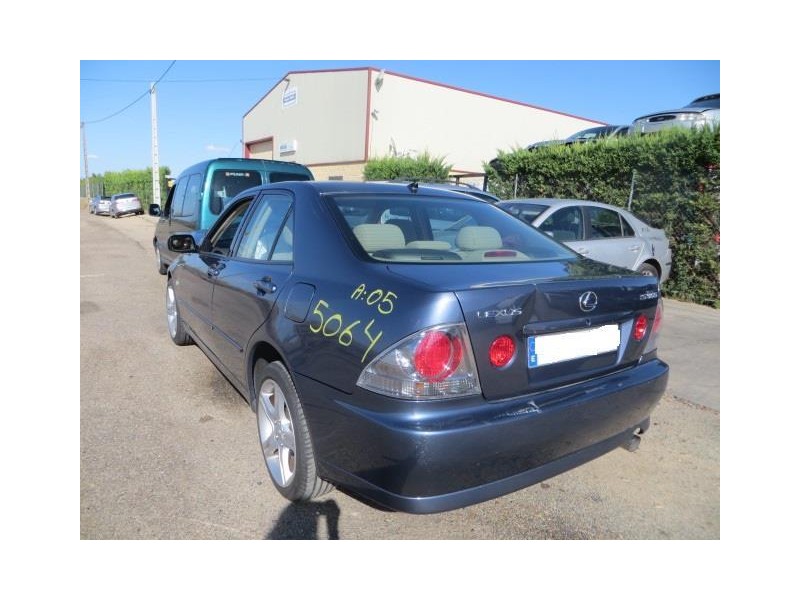 lexus is del año 2005