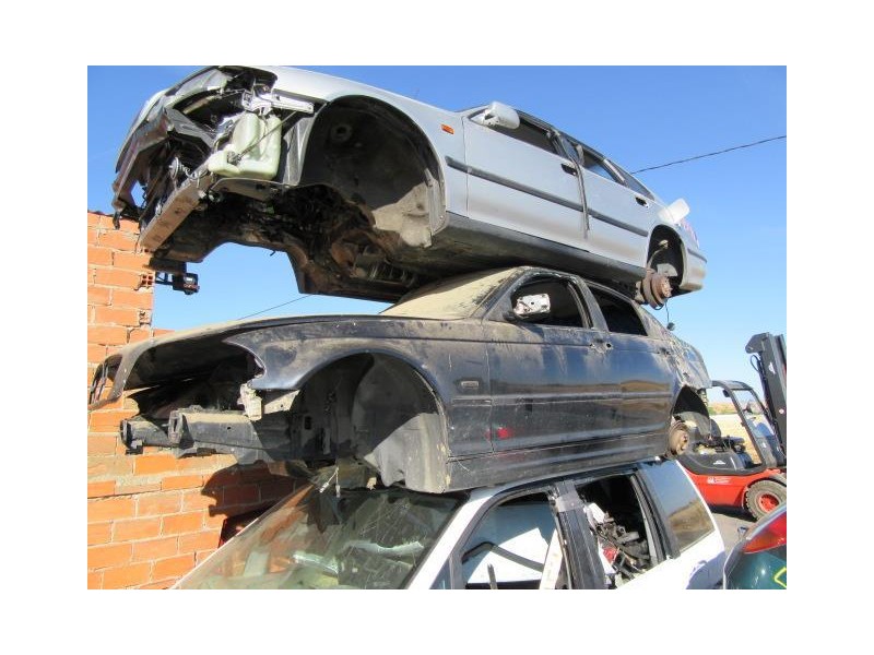 bmw  320 del año 2000