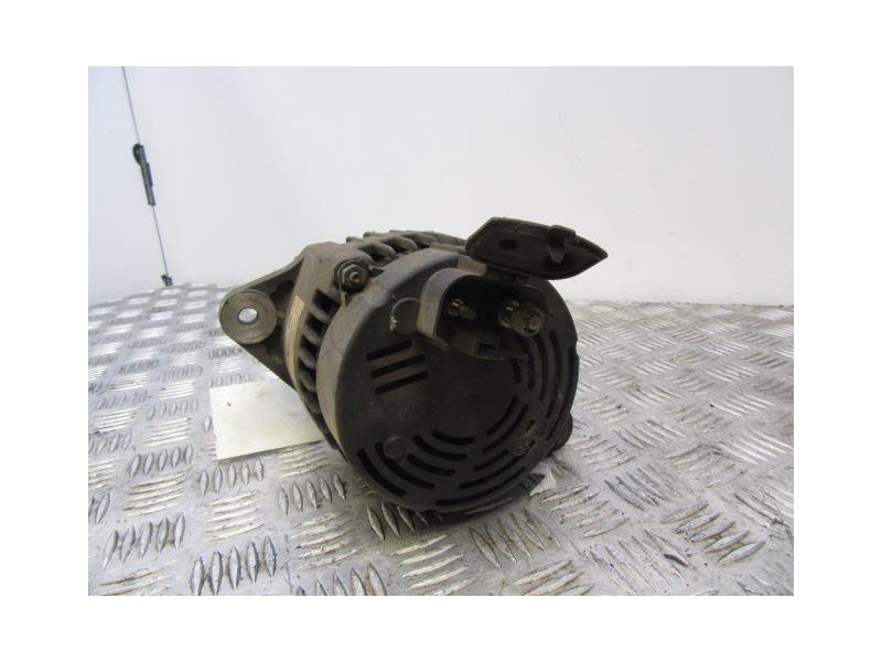 Recambio de alternador : alfa romeo 146 : 1.4 g 16 v ( ar33503 ) [1997] para alfa romeo 146 1.4 g 16 v ( ar33503 ) referencia OE