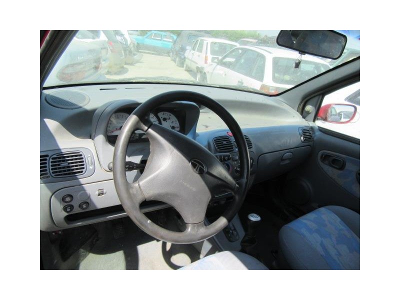 tata indica del año 2004