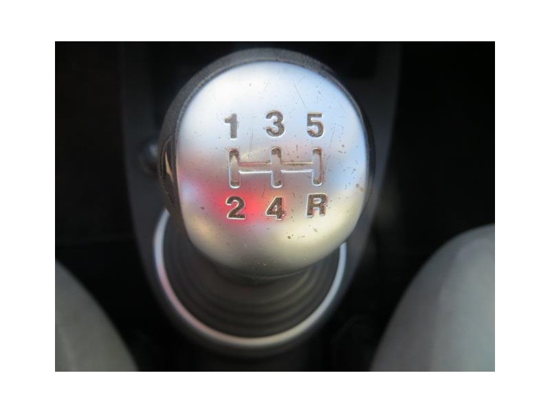 ford fiesta del año 2003