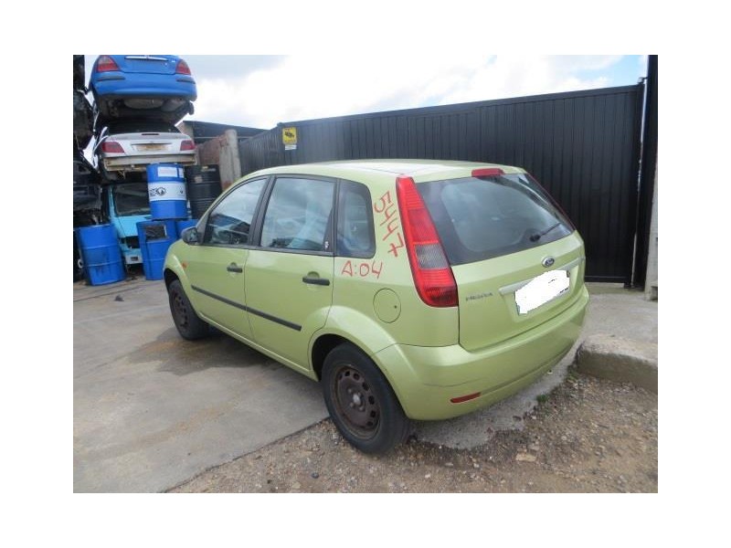 ford fiesta del año 2004