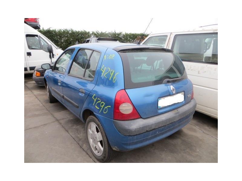 renault clio del año 2002