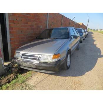 SAAB 9000 de desguace