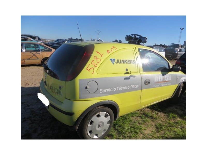 opel corsa del año 2005