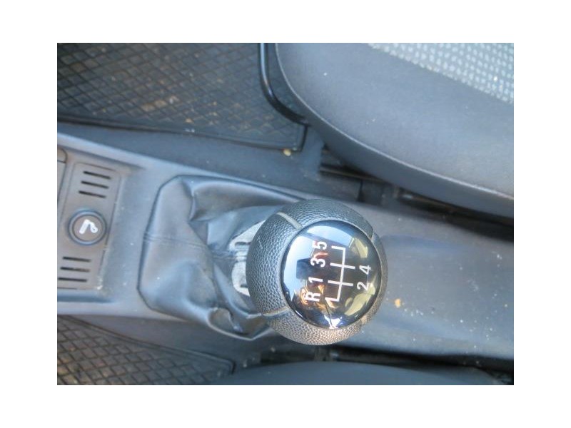 opel corsa del año 2005