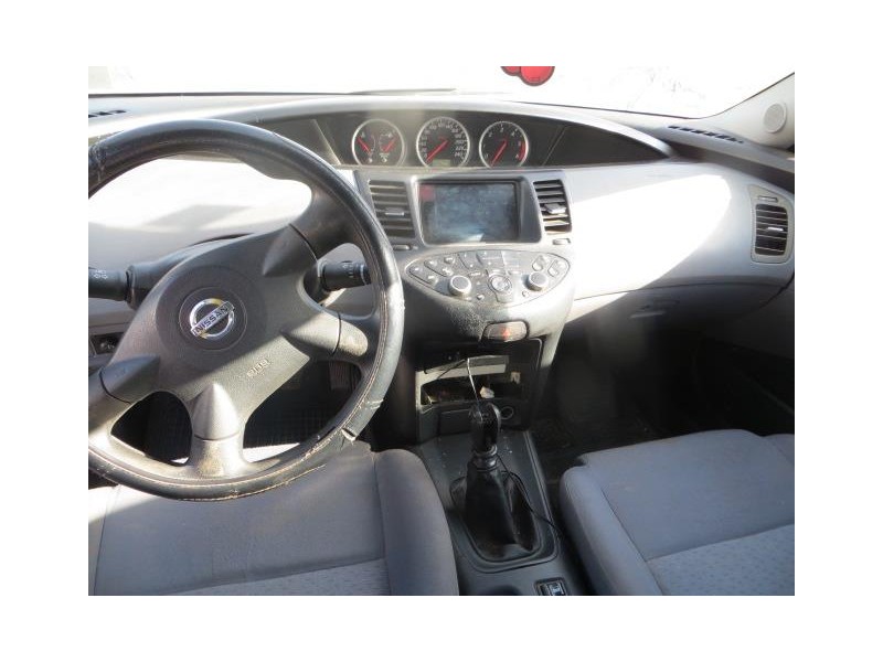 nissan primera del año 2002