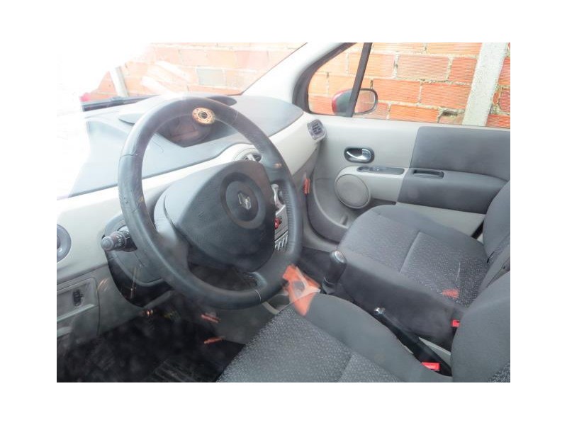 renault modus del año 2004