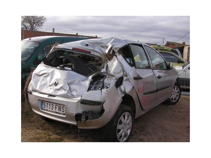 renault clio del año 2007