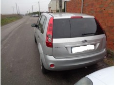 ford fiesta del año 2005 2