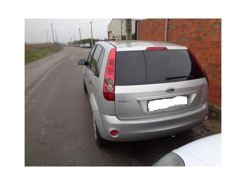 ford fiesta del año 2005