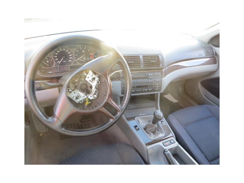 bmw  316 del año 2001