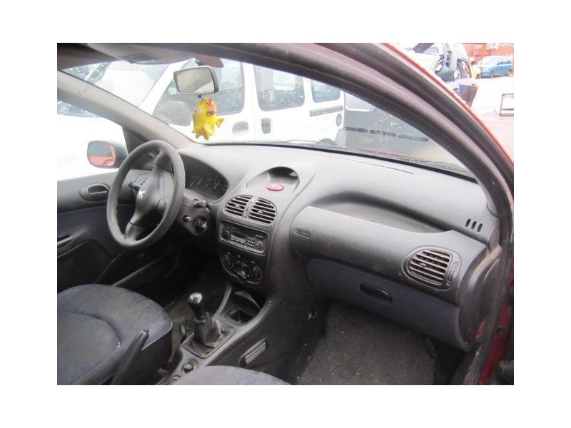 peugeot 206 1.9 d -wjy (69,36cv del año 2001