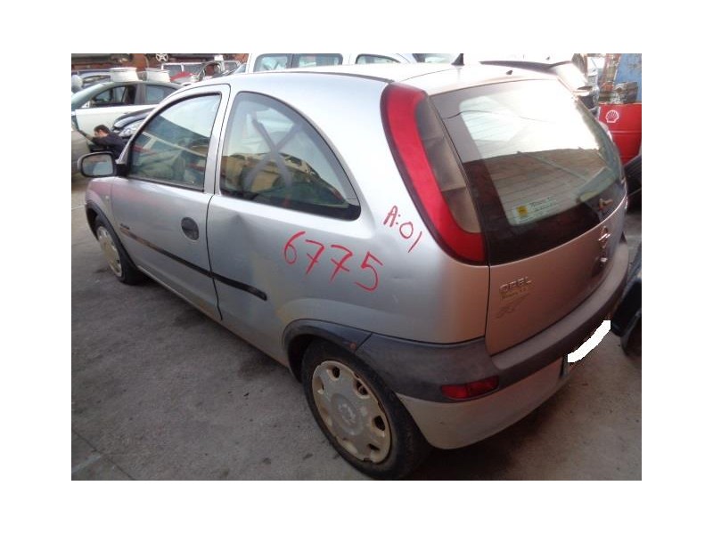 opel corsa del año 2001