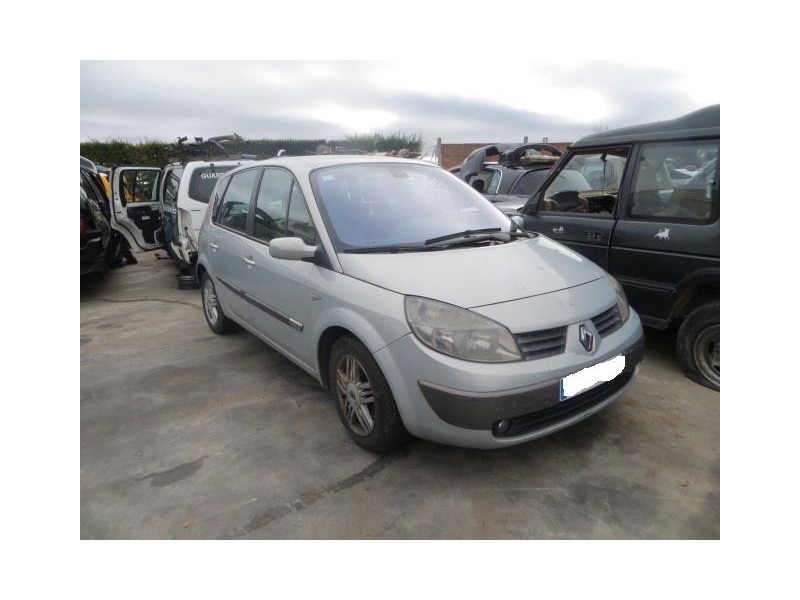 renault scenic del año 2004