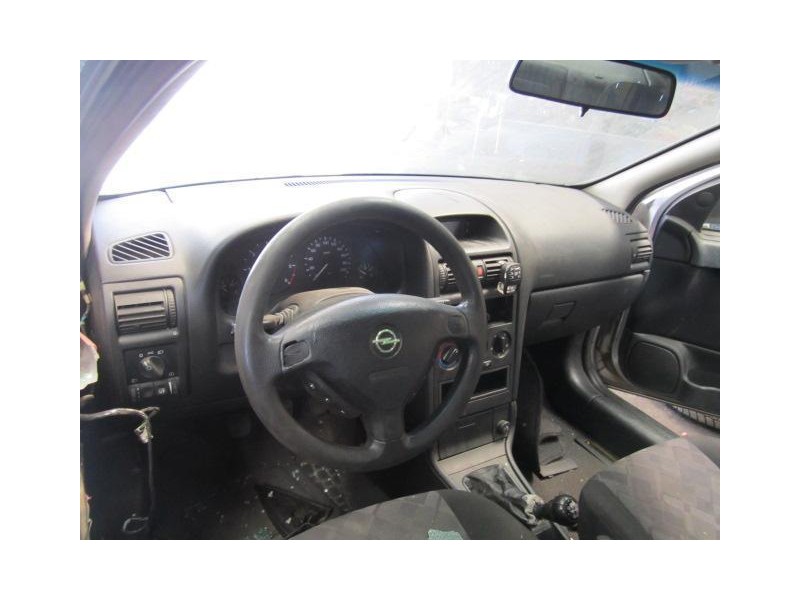 opel astra del año 2003