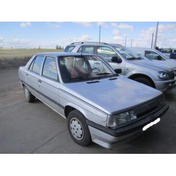RENAULT 9