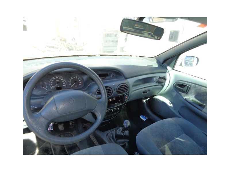 renault megane del año 1999