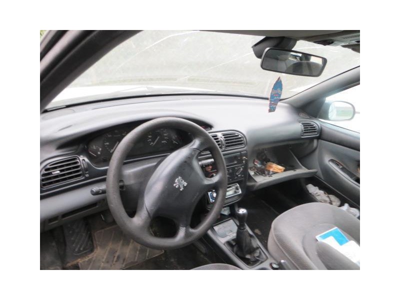 peugeot 406 del año 2000