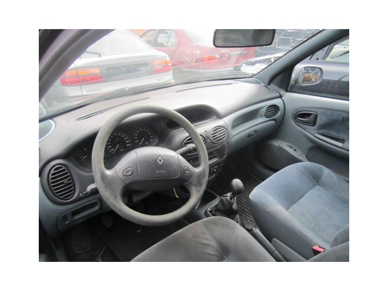 renault megane del año 1996