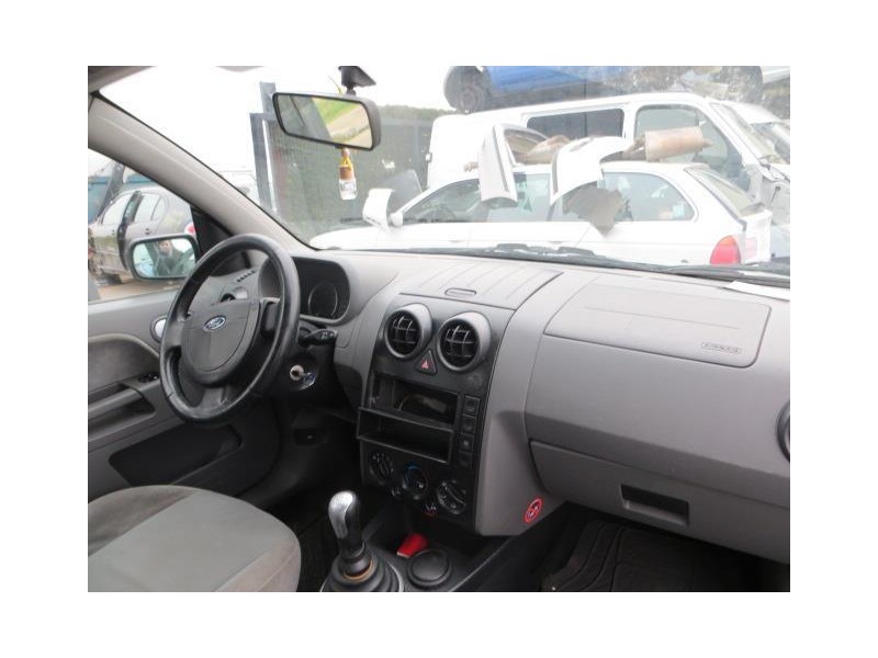 ford fusion del año 2004