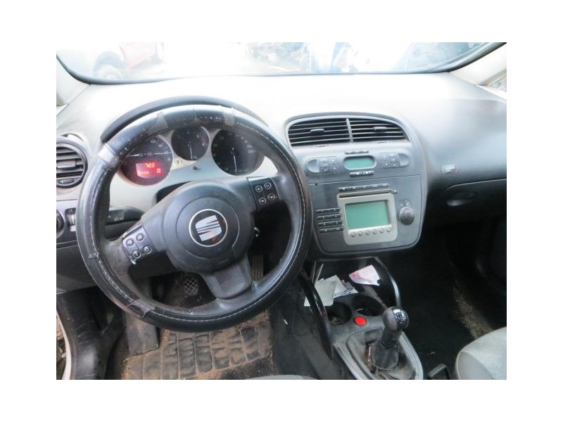 seat altea del año 2004