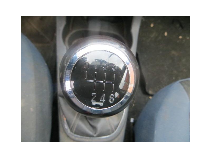 opel corsa del año 2007