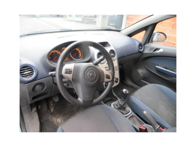 opel corsa del año 2007