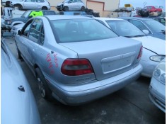 volvo s40 del año 2000 2