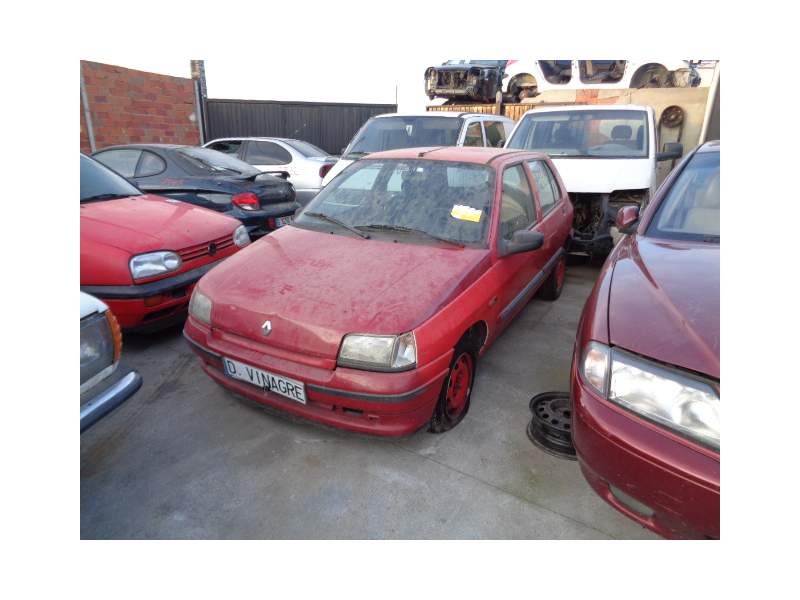 renault clio del año 1995
