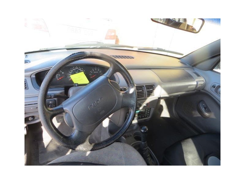 chrysler neon del año 2005