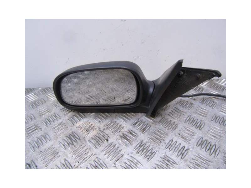 Recambio de retrovisor izquierdo para toyota carina 2.0 g referencia OEM IAM 879402B600  