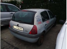 renault clio del año 2001 2