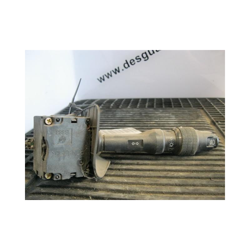 Recambio de mando luces y limpias : alfa romeo 146 : 1.4 g 16 v ( ar33503 ) [1997] para alfa romeo 146 1.4 g 16 v ( ar33503 ) re