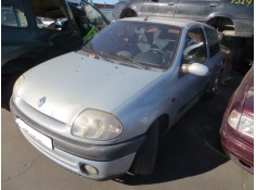 renault clio del año 2001