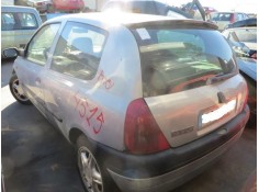 renault clio del año 2001 2