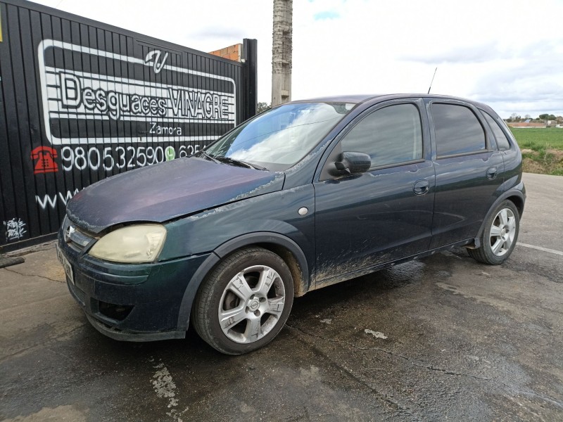 opel corsa del año 2005