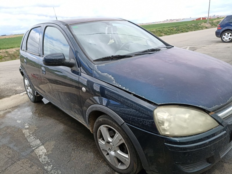 opel corsa del año 2005