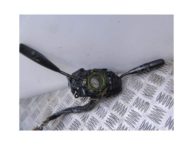 Recambio de mando luces y limpias para toyota carina 2.0 g referencia OEM IAM   
