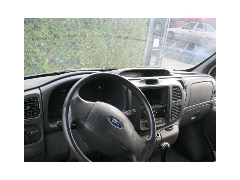 ford transit del año 2005