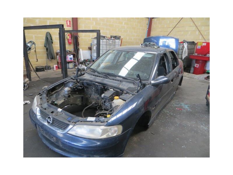 opel vectra del año 2000