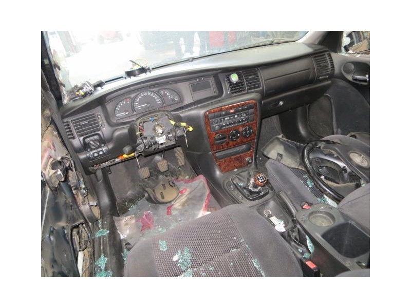 opel vectra del año 2000