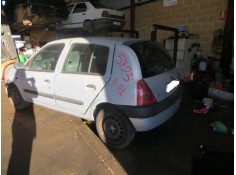 renault clio del año 2001 2